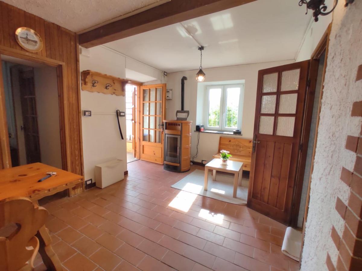 Appartamento Con Giardino Privato. Rubiana Buitenkant foto